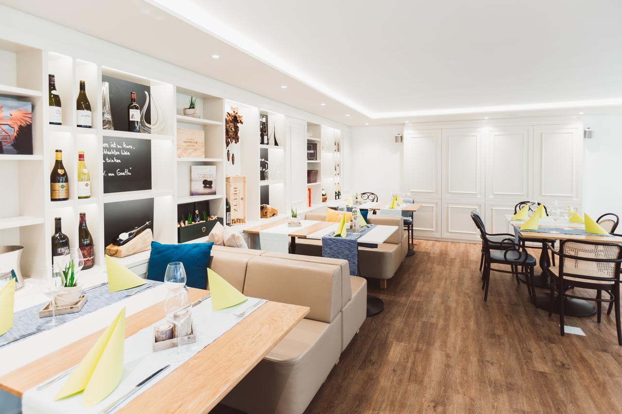 Hotel Stadt Kassel Ринтелн Екстериор снимка